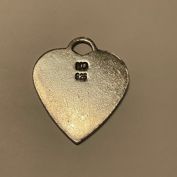 Vintage Sterling Silver Solid Plain Heart ❤️ Tag Charm / Pendant. 1 inch high - Picture 4 of 5